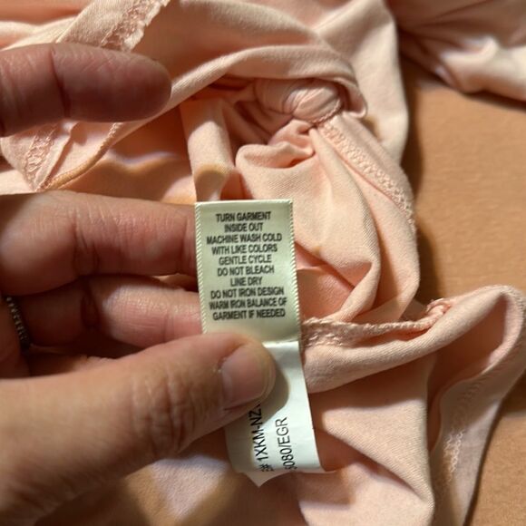 Self Esteem L Blush Pink Floral Crochet Tie at Waist High Low Short Sleeve Tee - Picture 11 of 11